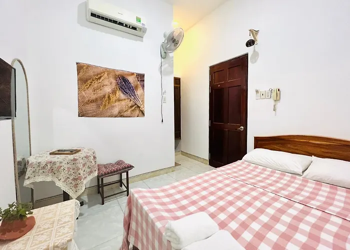 Khách sạn hẻo lánh An 3*