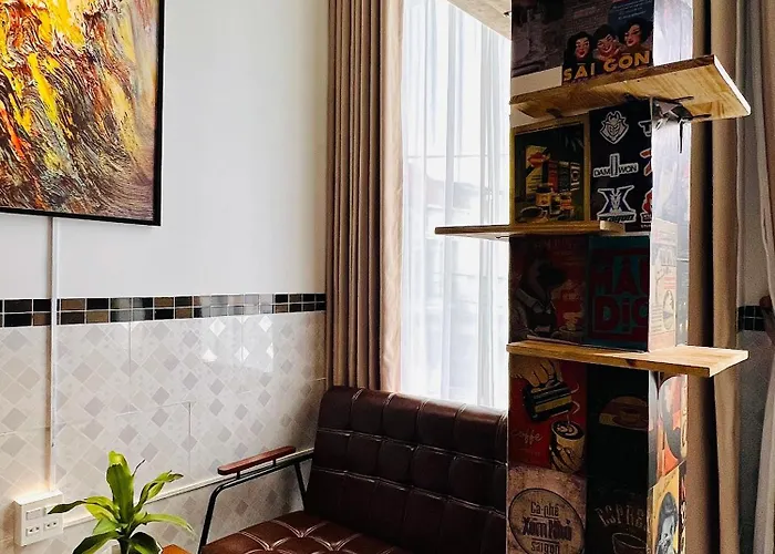 An Khách sạn hẻo lánh
