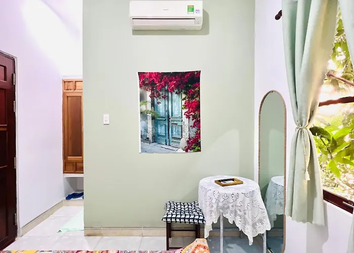 An Khách sạn hẻo lánh